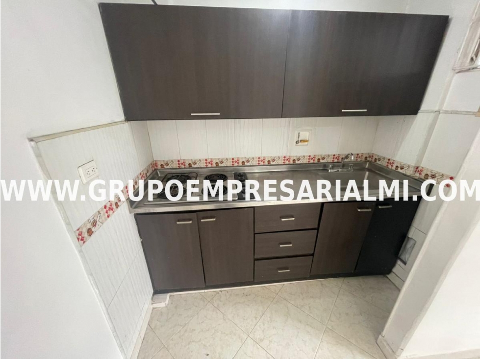 APARTAMENTO EN ARRIENDO - SECTOR CALASANZ COD: 27221 — foto 3