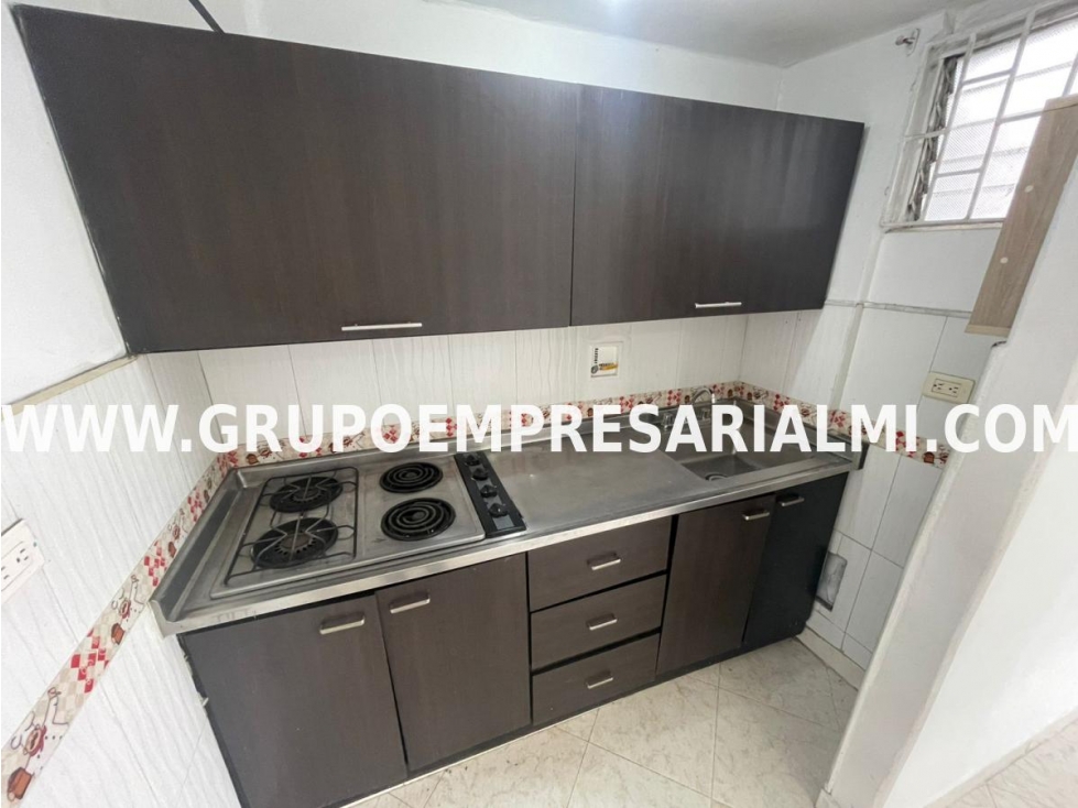 APARTAMENTO EN ARRIENDO - SECTOR CALASANZ COD: 27221 — foto 4
