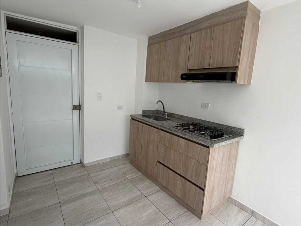 Apartamento en Arriendo sector Alcazares - 4
