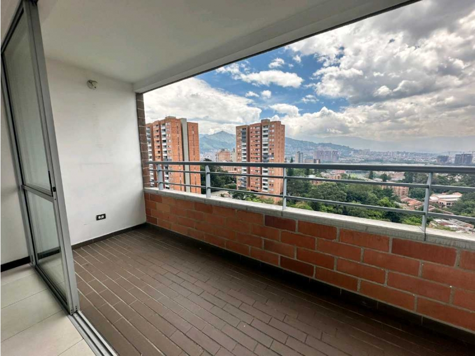 Apartamento en arriendo señorial envigado