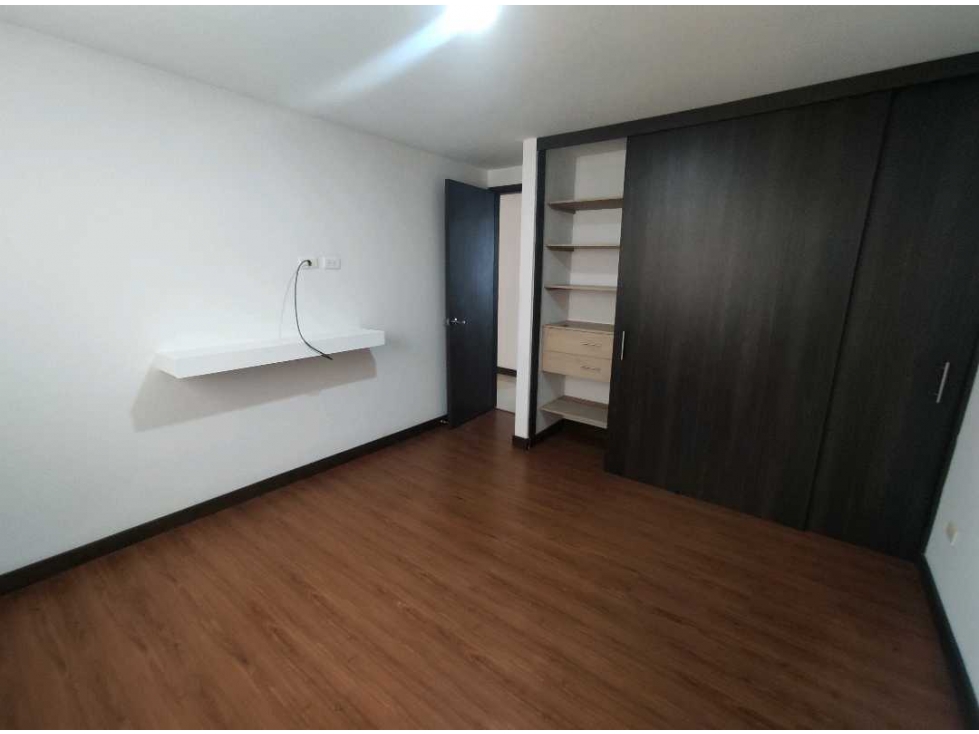 APARTAMENTO EN ARRIENDO TORRE NOVA — foto 4