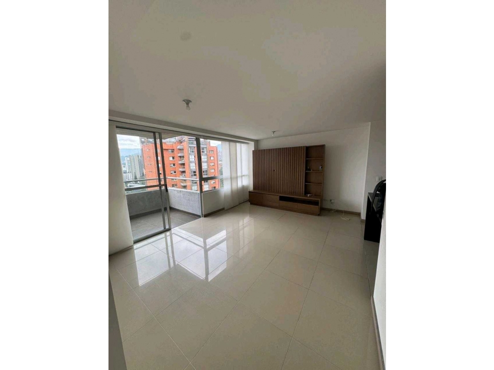 Apartamento en arriendo Aguacatala