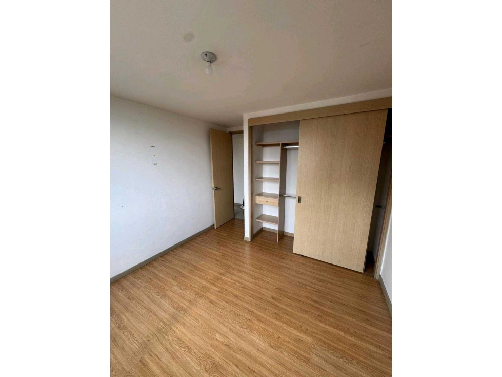 Apartamento en arriendo Aguacatala — foto 3