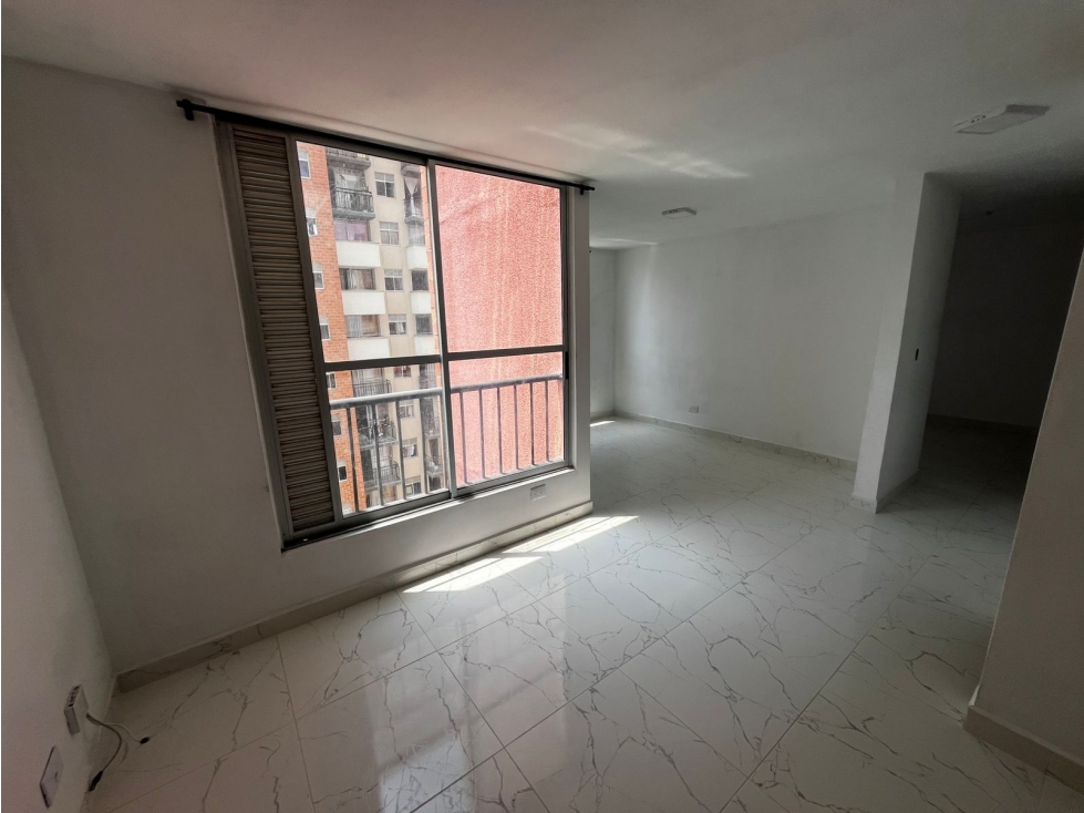 Apartamento en Arriendo Villas del Sol Bello — foto 3