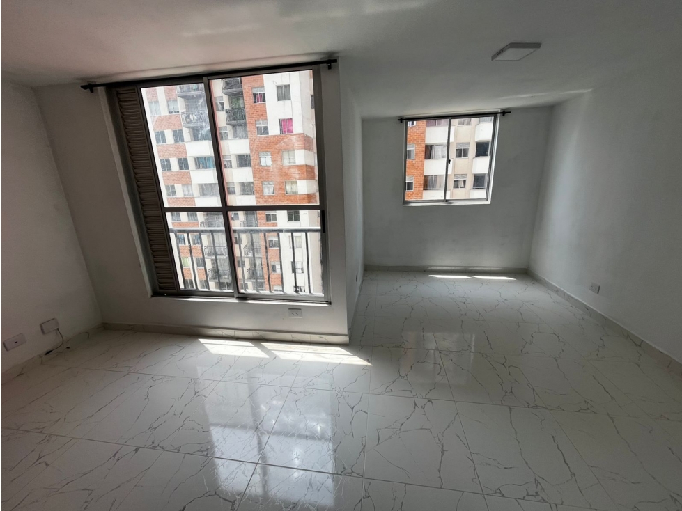 Apartamento en Arriendo Villas del Sol Bello — foto 4
