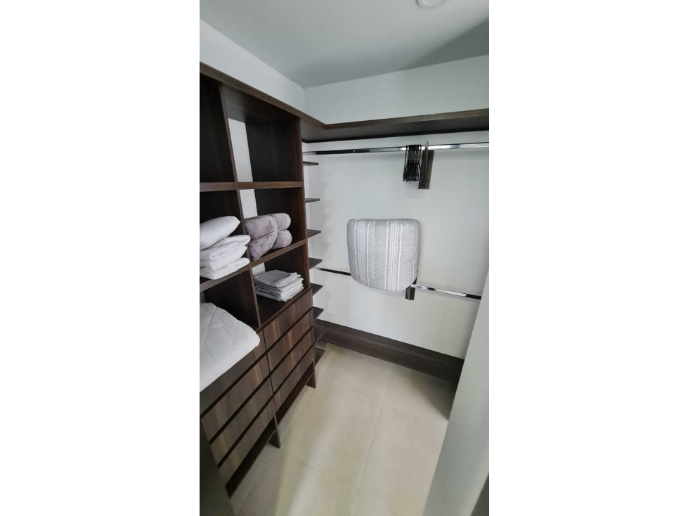 Apartamento en arriendo y amoblado Santa María de los Angeles — foto 6