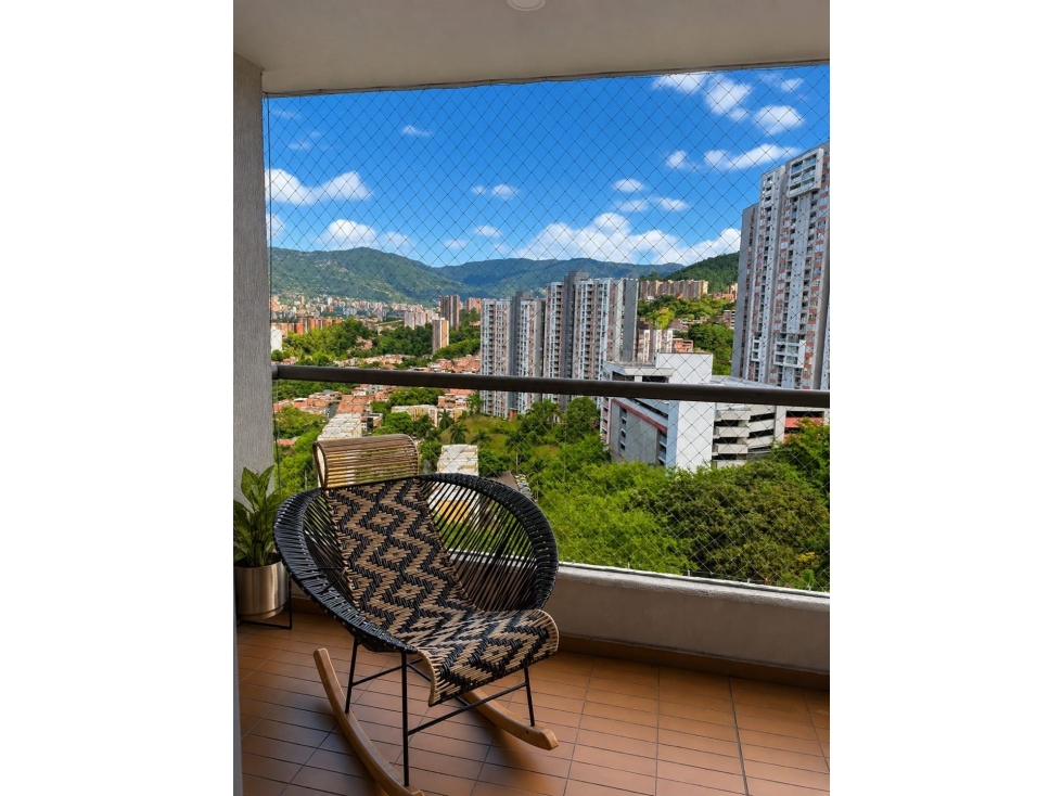 Apartamento en Aura Loma de los Bernal — foto 2