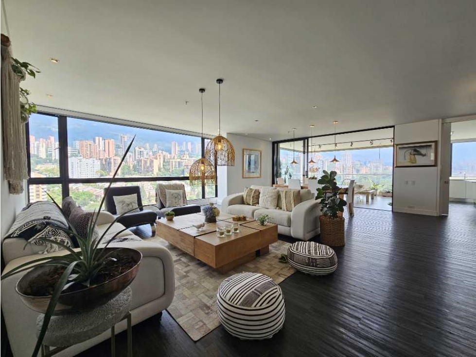 APARTAMENTO EN BALSOS CON VISTA DIVINA DE MEDELLÍN — foto 2