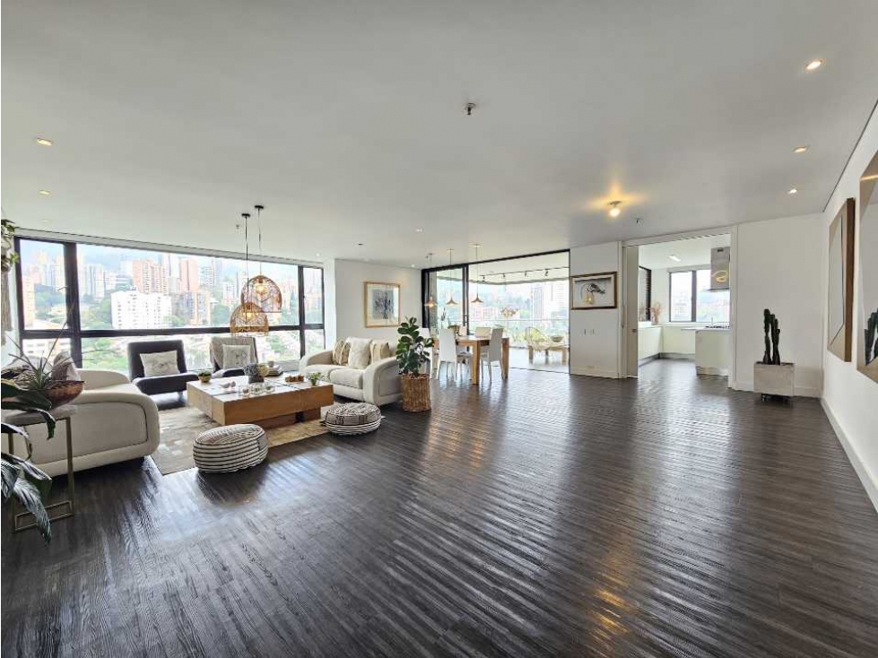 APARTAMENTO EN BALSOS CON VISTA DIVINA DE MEDELLÍN — foto 3