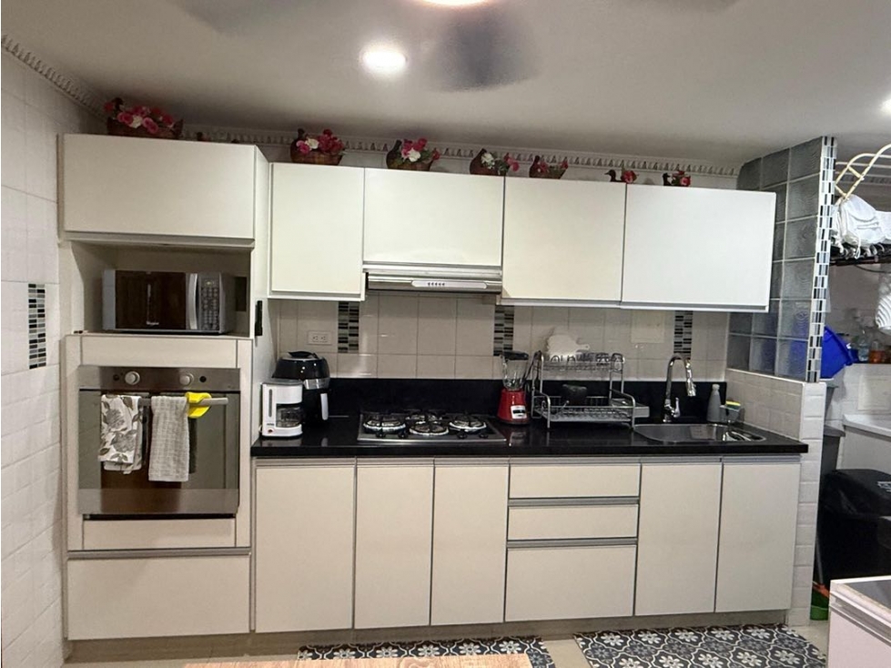 APARTAMENTO EN BOCAGRANDE AMOBLADO 3 ALCOBAS — foto 6