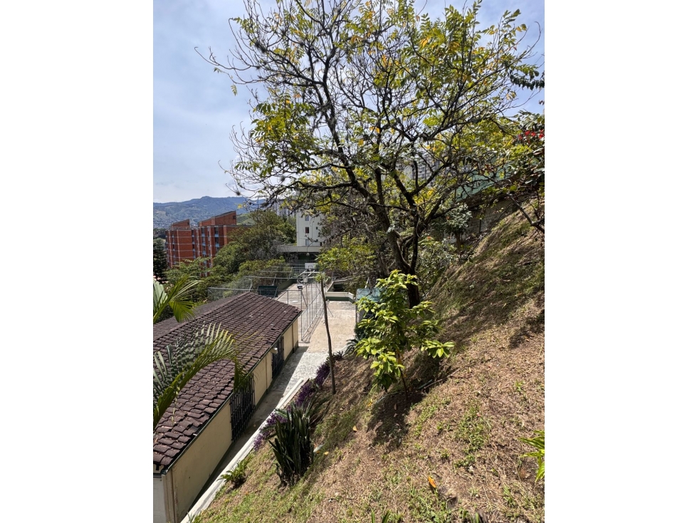 APARTAMENTO EN CALASANIA - 3