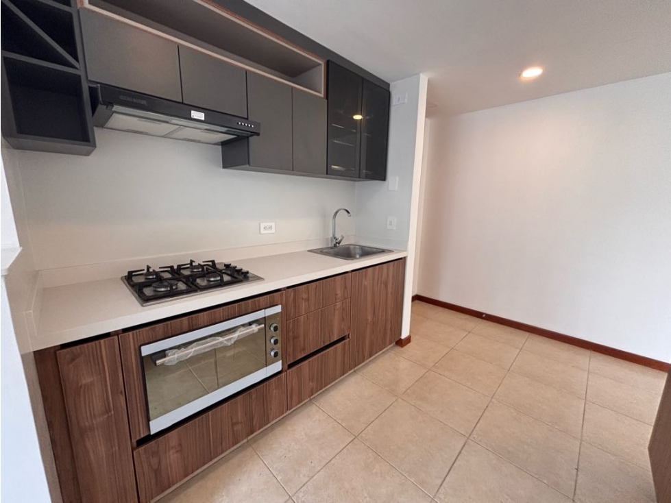 Apartamento en Castropol, El Poblado. — foto 4