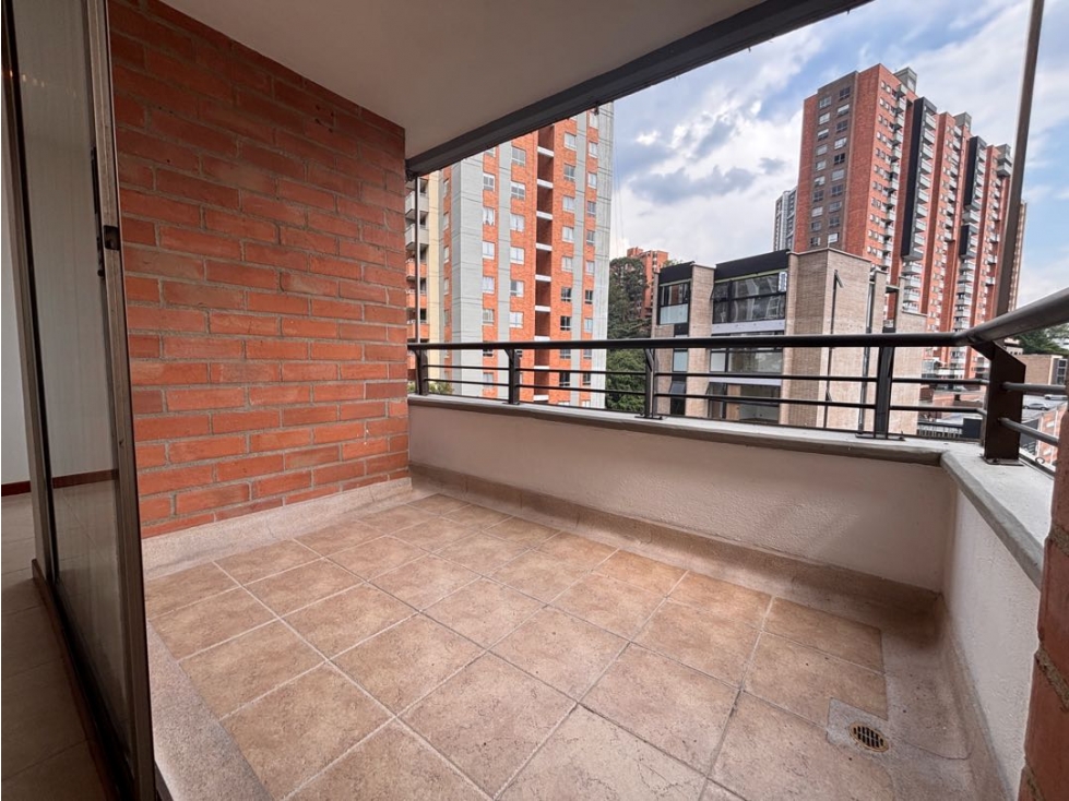 Apartamento en Castropol, El Poblado. — foto 3