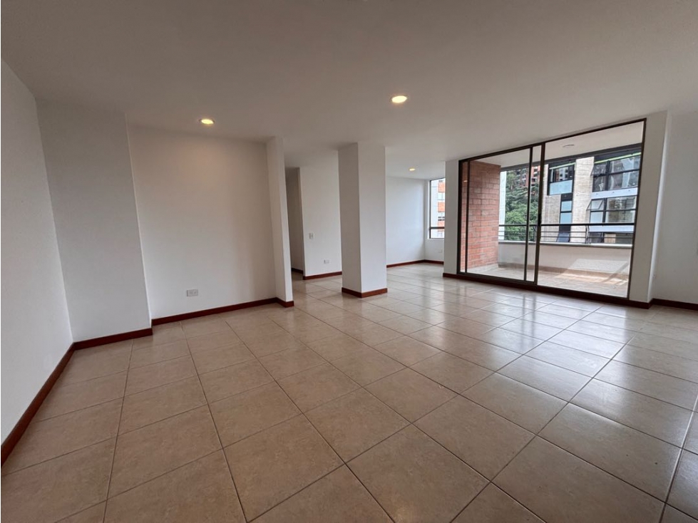 Apartamento en Castropol, El Poblado.