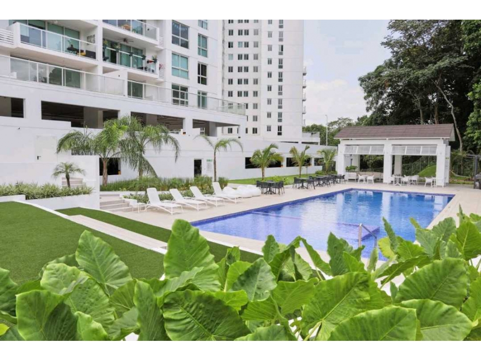 APARTAMENTO EN CLAYTON PARK II 3REC 2.5B 153M2 RODEADO DE NATURALEZA