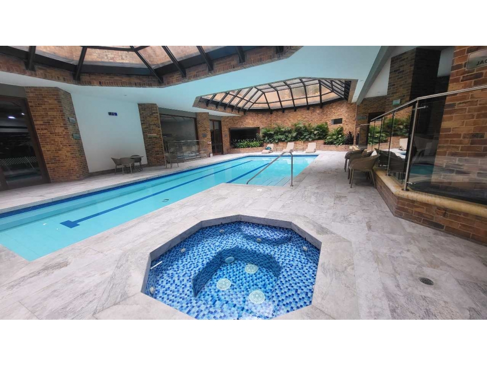 Arriendo apartamento en La Cabrera en conjunto Club House, Bogotá