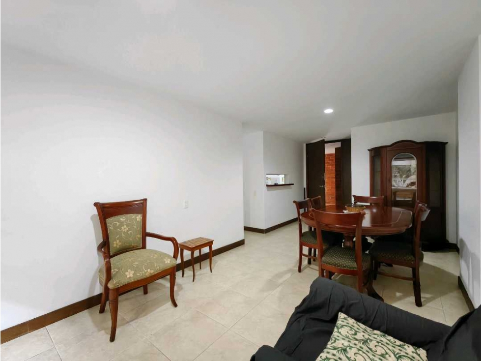 Apartamento en Conquistadores, Excelente Ubicación — foto 3