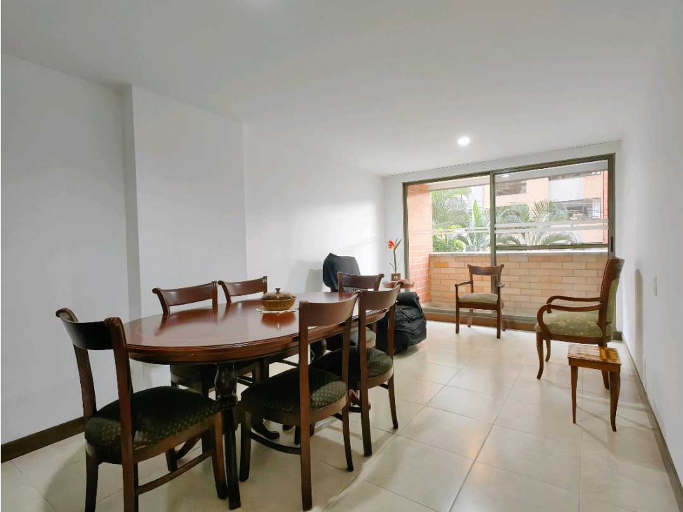 Apartamento en Conquistadores, Excelente Ubicación — foto 5