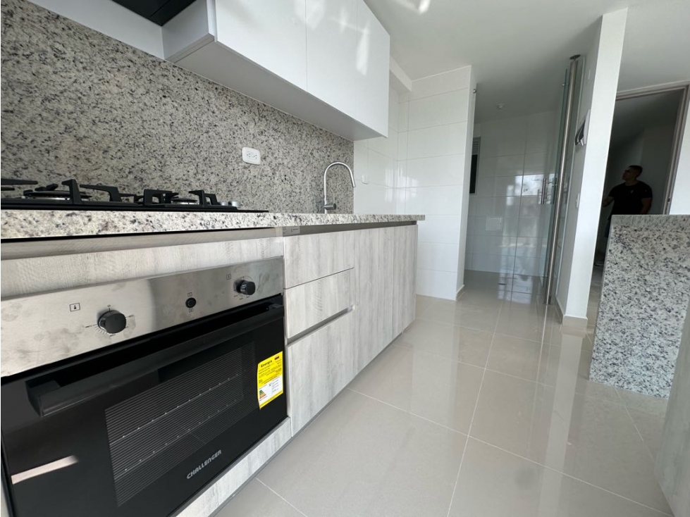 APARTAMENTO LUXURY EN MIRAMAR PARA ESTRENAR ARRIENDO & VENTA — foto 3