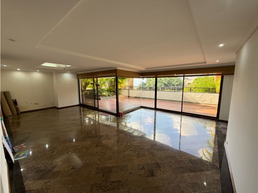 APARTAMENTO EN EL CAMPESTRE BAJO DE PRECIO! PARA REMODELAR