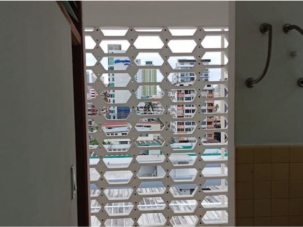 Apartamento en El Cangrejo 155m² 2 Recámaras Vista Panorámica $850 — foto 3