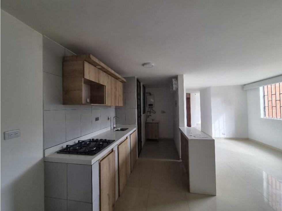 APARTAMENTO EN EL CASCO URBANO DEL RETIRO