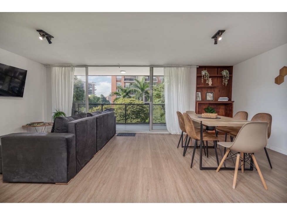 Venta Apartamento amoblado en El Poblado 101 m² sector zona 2