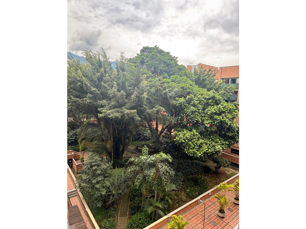 Apartamento con ubicación estratégica en la Av. el Poblado — foto 3