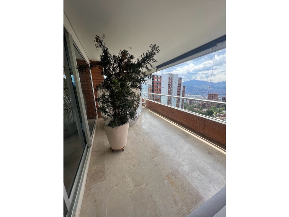 Apartamento en venta en el Poblado cerca al Tesoro — foto 3