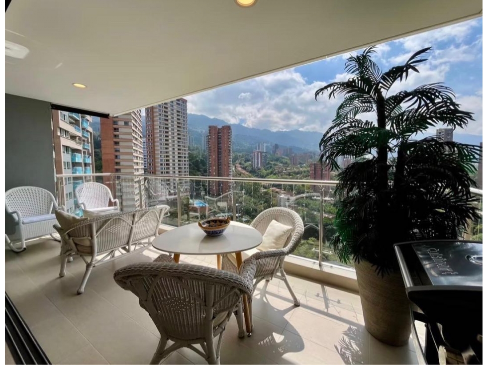 VENTA DE APARTAMENTO EN EL POBLADO. HERMOSA VISTA. — foto 3