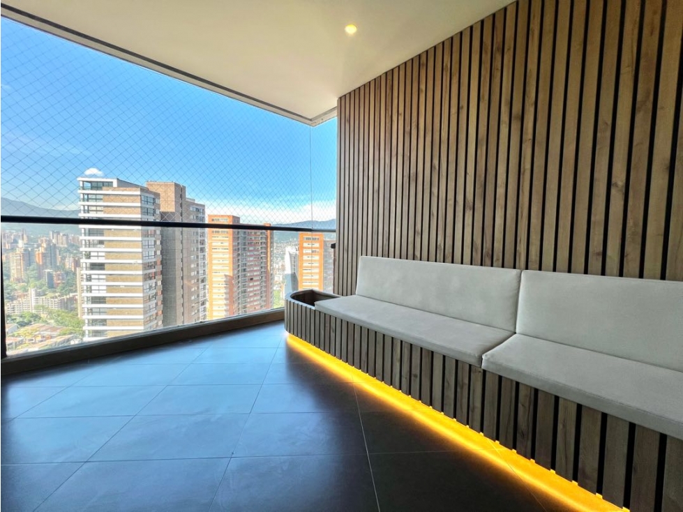 Apartamento en Venta El Poblado Las Palmas $890 Millones