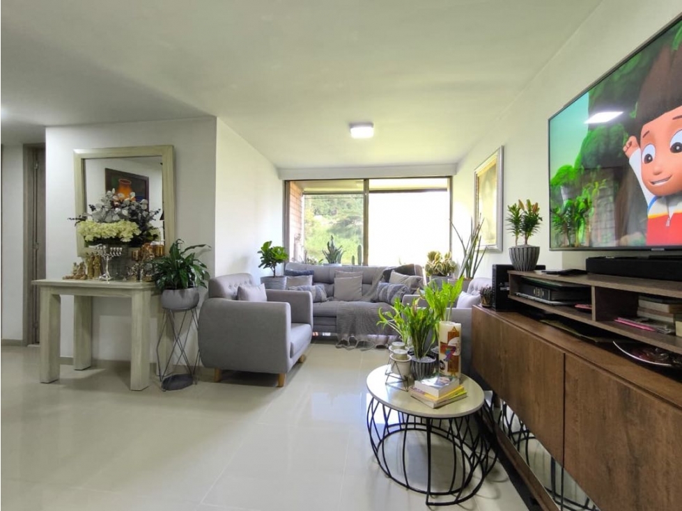 Apartamento en el Poblado, cerca a san julian — foto 3