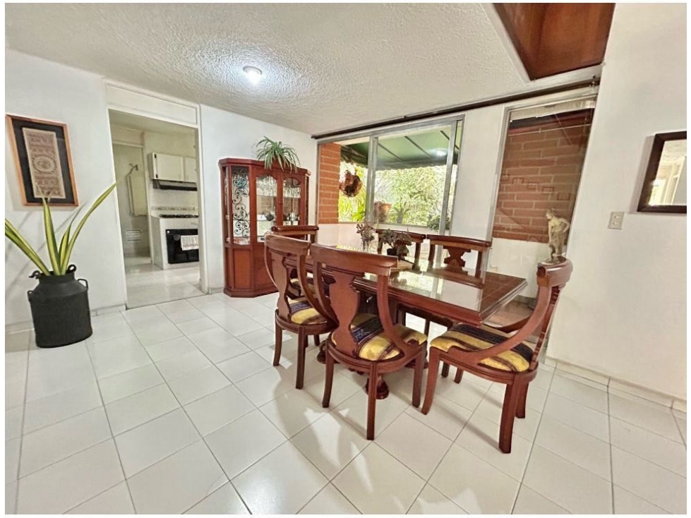Apartamento En El Poblado Para Remodelar — foto 3
