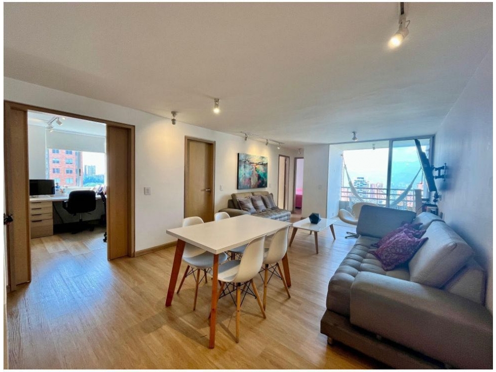Apartamento en el poblado para alquilar — foto 3