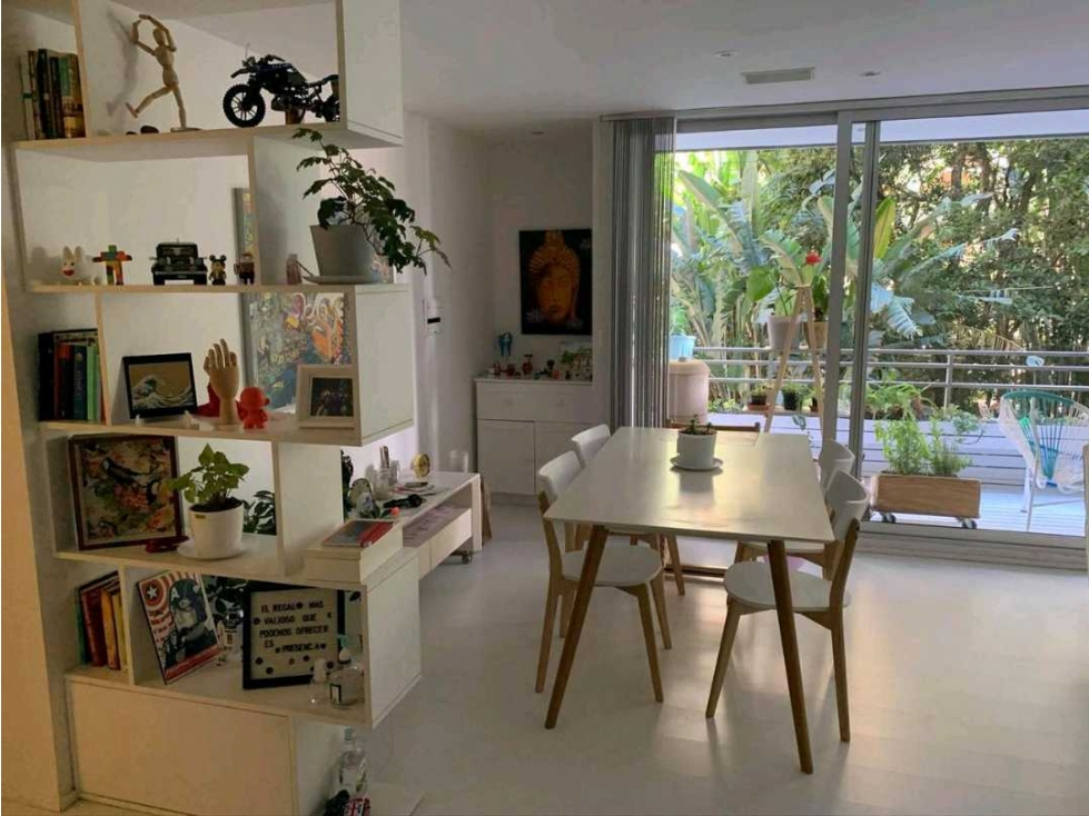 Apartamento en El Poblado sector Tesoro