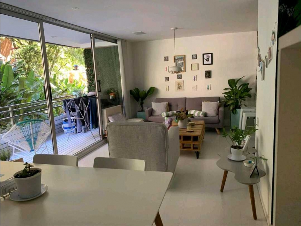 Apartamento en El Poblado sector Tesoro — foto 2