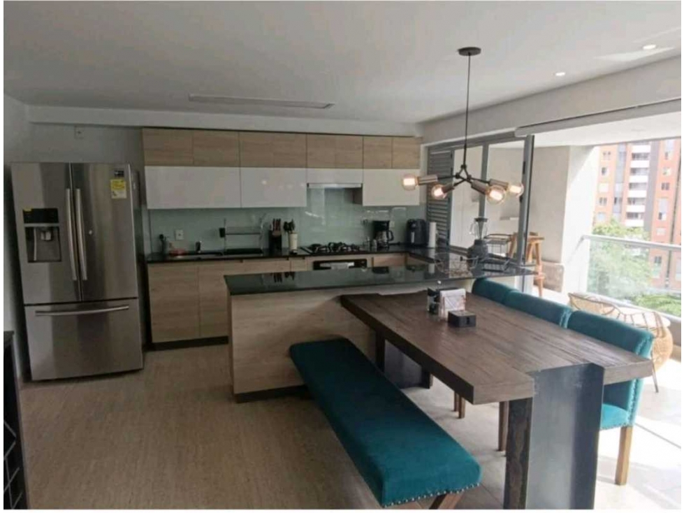 APARTAMENTO EN EL POBLADO UBICACIÓN ESTRATÉGICA — foto 3