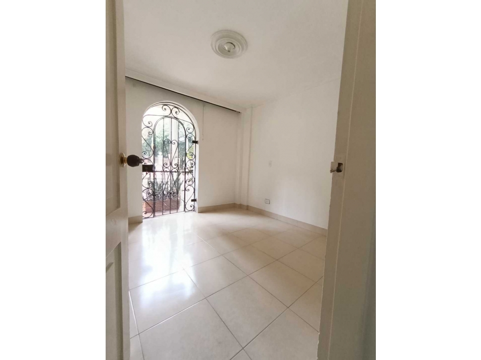 APARTAMENTO EN EL PORTAL ENVIGADO — foto 4