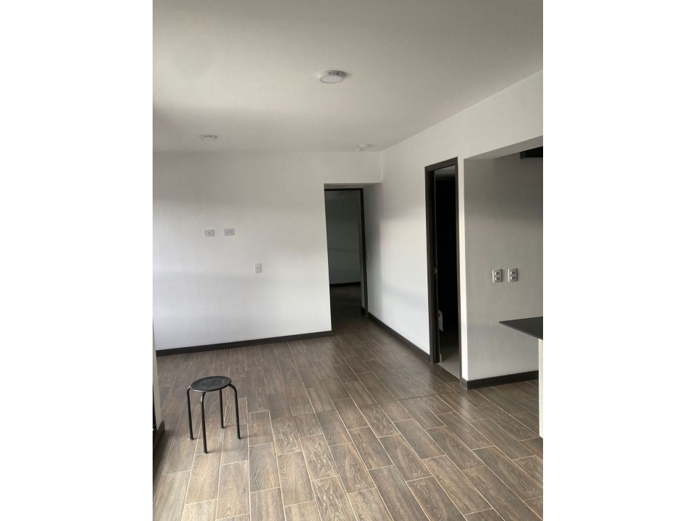 Apartamento en el retiro — foto 2