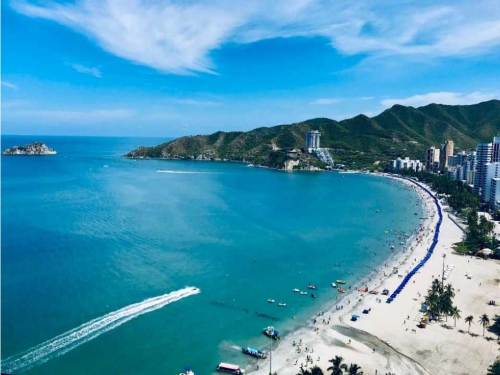 Apartamento en el Rodadero a 2 cuadras de la playa 005
