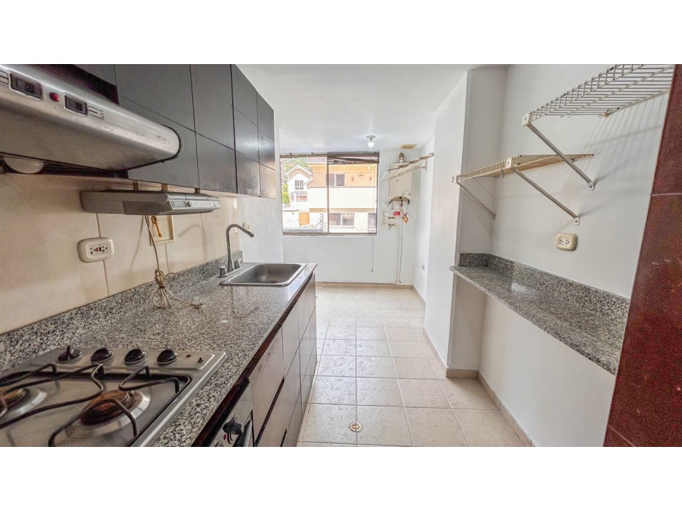 APARTAMENTO EN EL SECTOR DE LAS PALMAS/ EL POBLADO