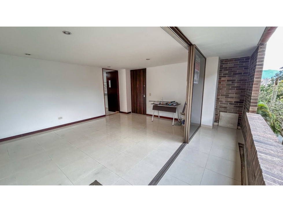 APARTAMENTO EN EL SECTOR DE LAS PALMAS/ EL POBLADO — foto 2