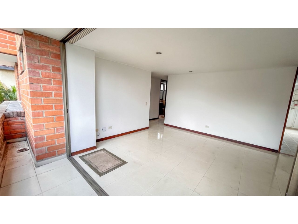 APARTAMENTO EN EL SECTOR DE LAS PALMAS/ EL POBLADO — foto 3