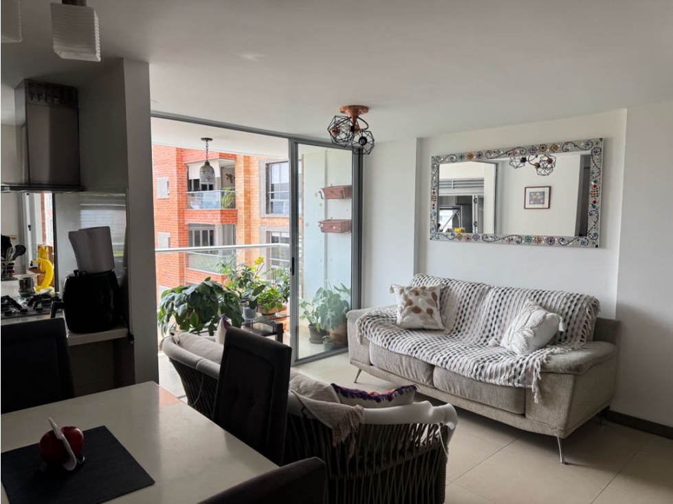 APARTAMENTO EN EN ENVIGADO LOMA LAS BRUJAS. EXCELENTE UBICACIÓN — foto 4