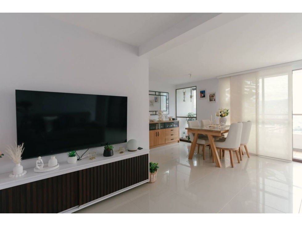 Apartamento En Envigado Alto De Las Flores $690M — foto 4