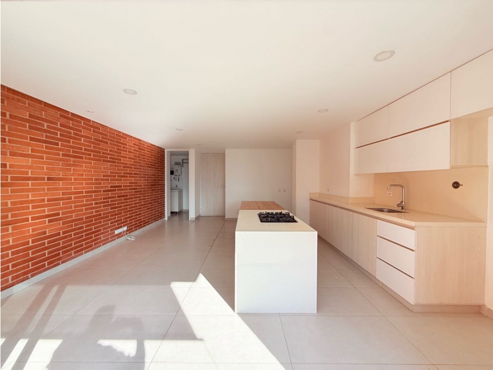 Bajo de precio Apartamento en Envigado, Sector Cumbres — foto 5