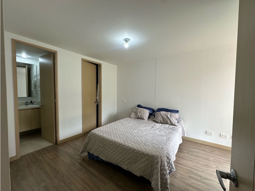 Apartamento en exclusiva unidad de sabaneta — foto 4