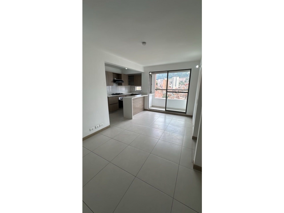 Apartamento En Flor De Agua Con Piscina En Bello $426M - 2