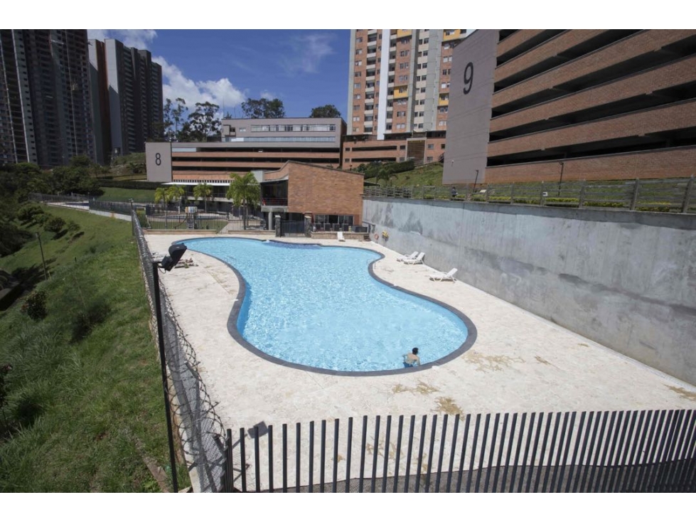 Apartamento En Florida Norteamérica, Con Parqueadero y Útil?$475M — foto 4