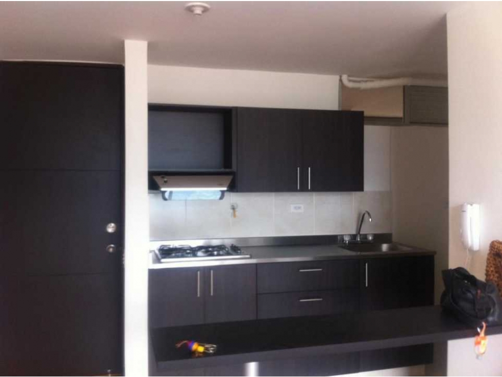 APARTAMENTO EN GIRARDOTA. UNIDAD CERRADA .SE VENDE — foto 3